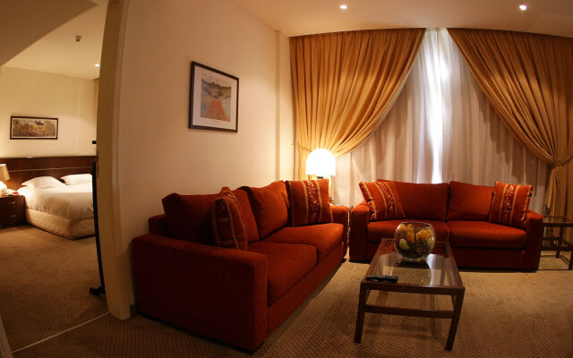 Markazia Suites