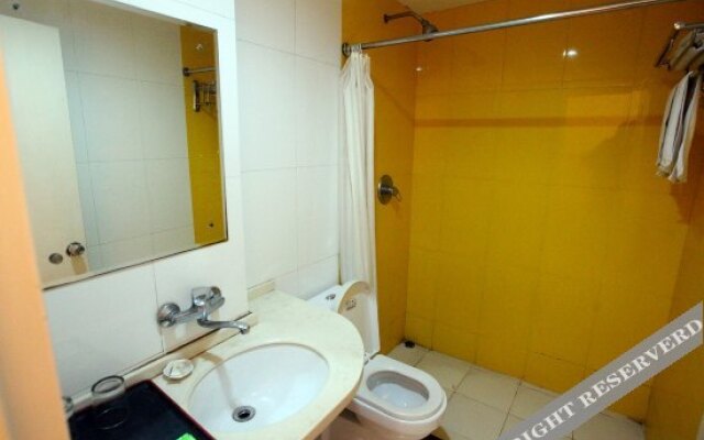 Hongcheng Holiday Hotel