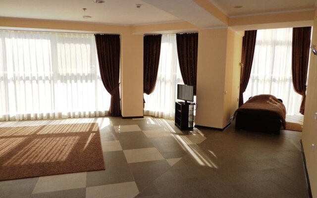 Mark Plaza Hotel