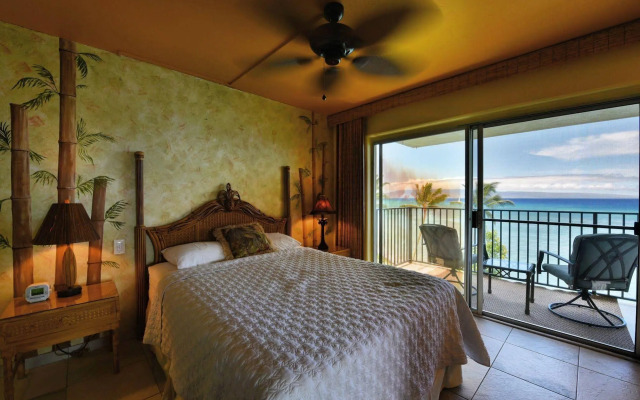 Hololani Resort