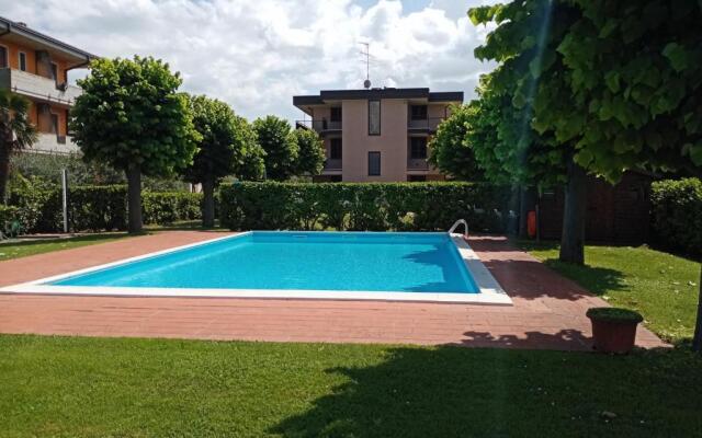 Casa Lugana 1 Monolocale Con Piscina Fronte Lago