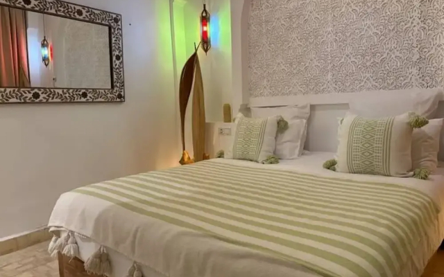 Beautiful Arab House With Swimming Pool
