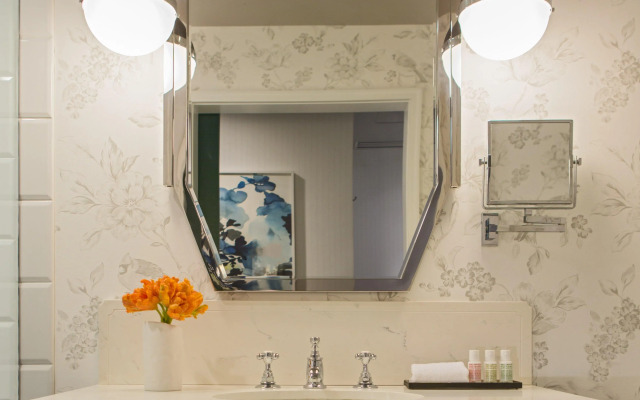 Kimpton Cardinal Hotel by IHG