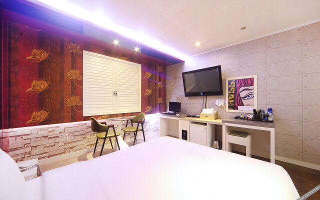 Busan Songjeong S Hotel