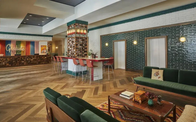 Graduate by Hilton Lincoln