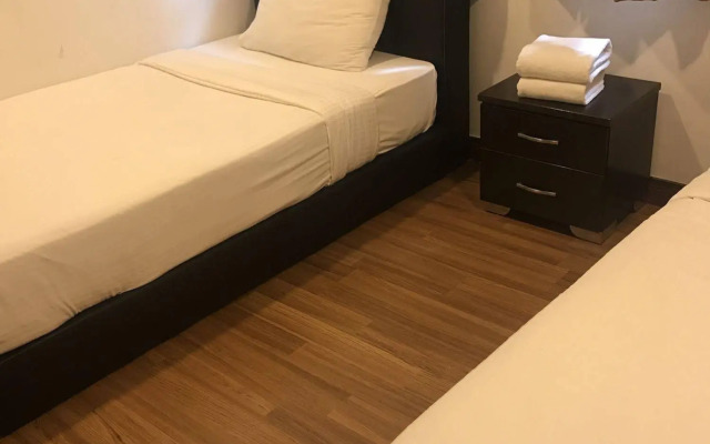 Luxury Service Suite At Taragon KL