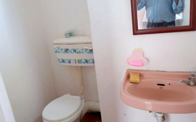 House With in Pereybere With Pool Access and Enclosed Gard