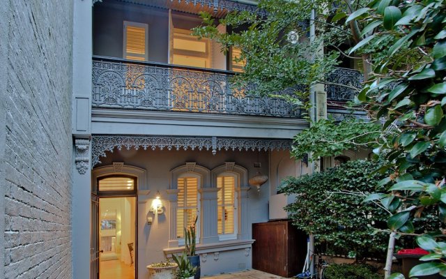 Luxury 3 Bed Terrace House Close To Sydney Cbd