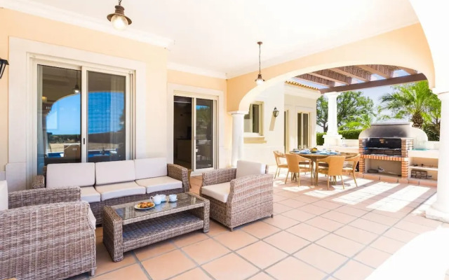 Villa Monte Rei Golf