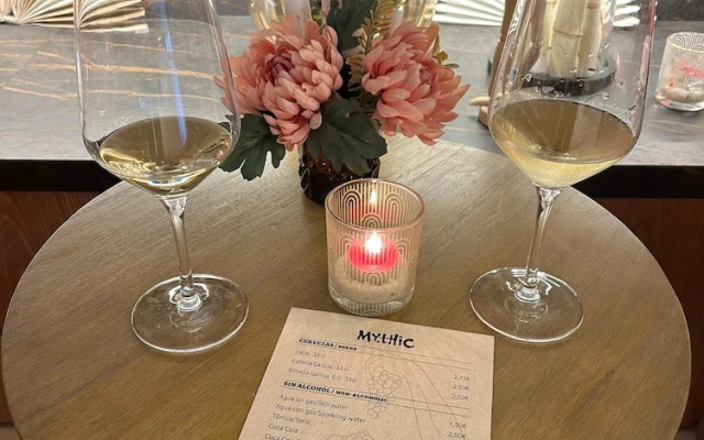 Mythic Boutique Bed & Breakfast