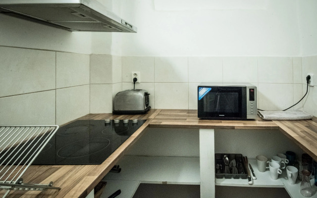 Charles Bridge Economic Hostel