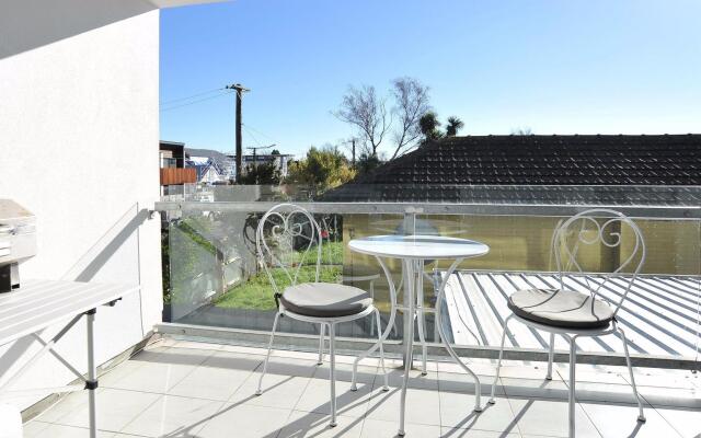 Carlton Villa 2 - Christchurch Holiday Homes