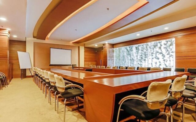 Opal Club Neemrana