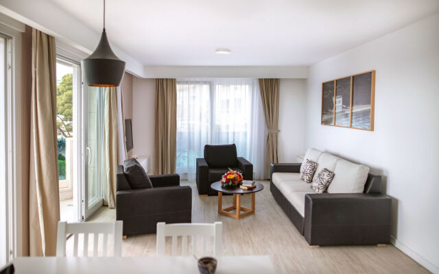 City Beach Apartments Makarska