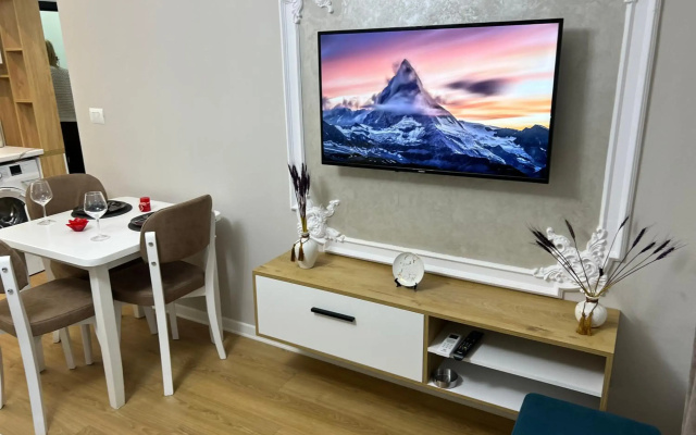 Leti Apartment Rruga E Durresit