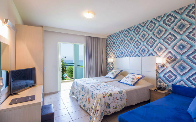 Курорт Mareblue Beach - All Inclusive