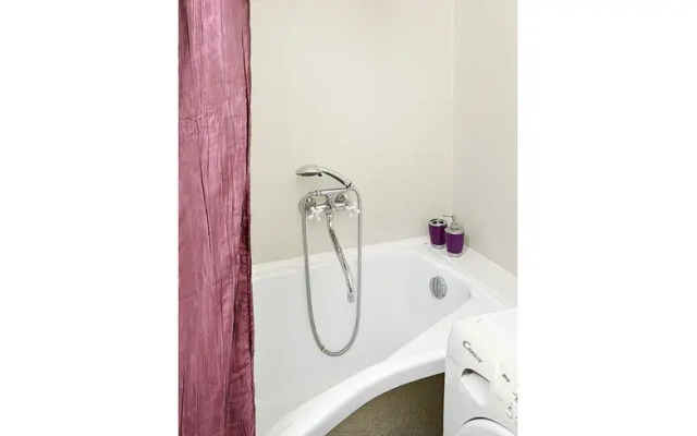 Династия на Ярыгинской набережной, 5