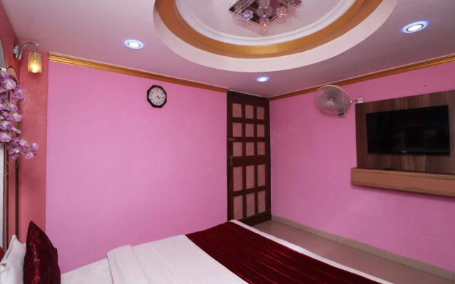 Hotel Prateek by OYO Rooms