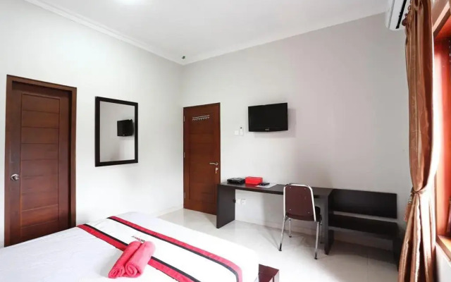 RedDoorz @ Jalan Damai