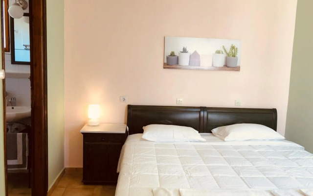 Nicolas Beach Guesthouse