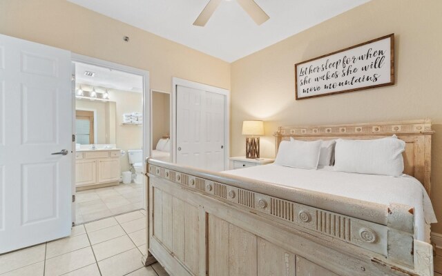 Crystal Shores West 902