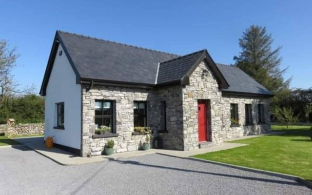 Beautiful Home Near Lough Corrib