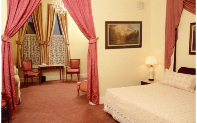 Geiser Grand Hotel