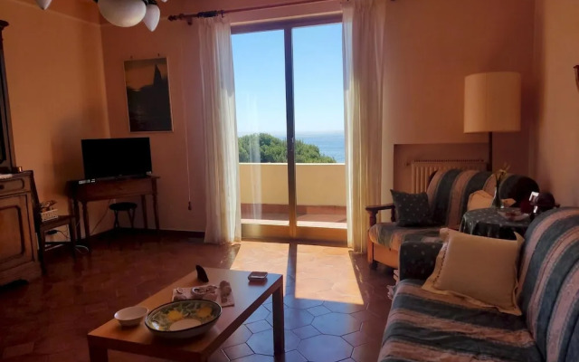 Strada Delle Colline 22