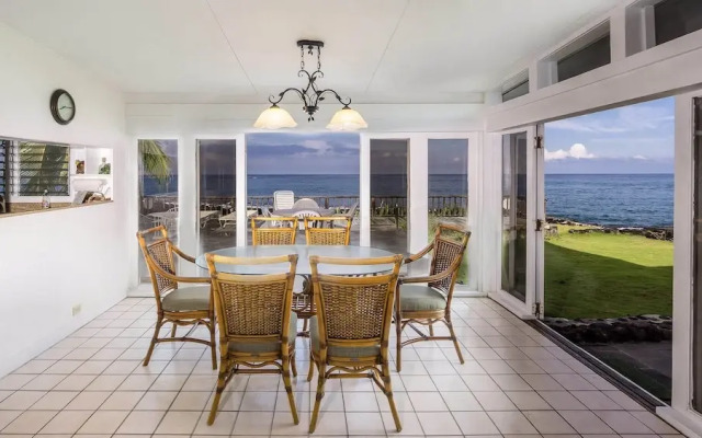 Kaikea Hale Oceanfront Paradise