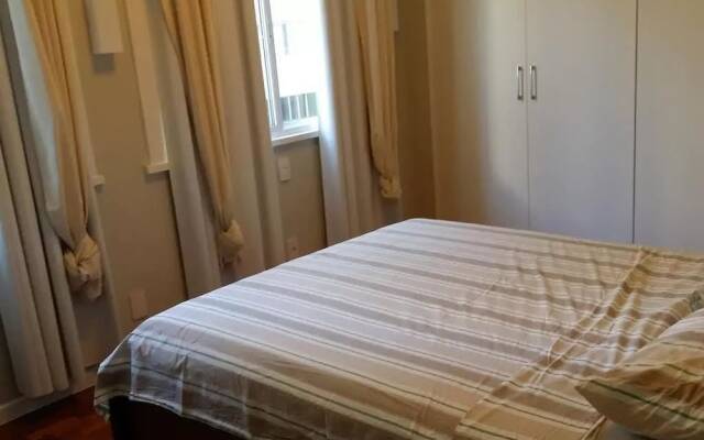 Etours - Luminoso 3 Quartos Copacabana Souza Lima