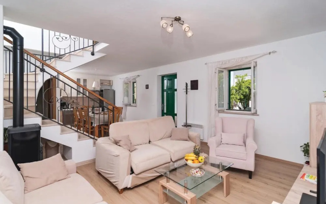 Amazing Home in Postira With 2 Bedrooms, Wifi and Outdoor Swimming Pool