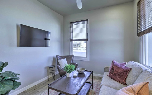 San Marcos Apartment w/ Off-street Parking!