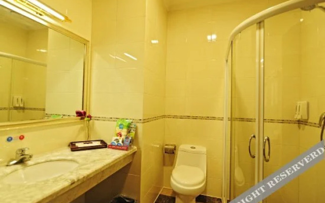 Lu Zhou jinshan Sunshine Holiday Hotel