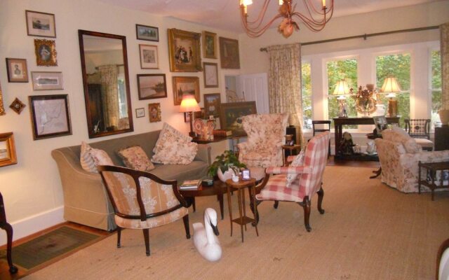 Ruah Bed & Breakfast