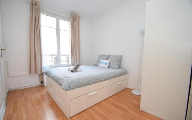 Top location near ParisSuperb cosy 2p apartment