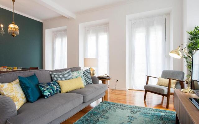Principe Real Beautiful 3 Bedroom Flat