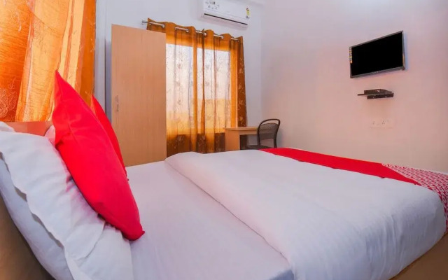 Oyo 17409 Gs Residency