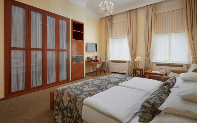 Ventana Hotel Prague