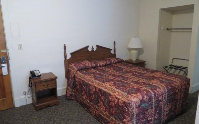 Travelers Hotel
