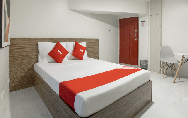 Circuit Hostel