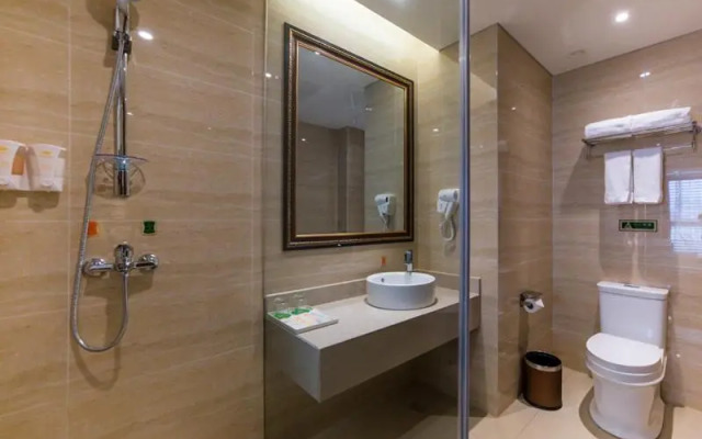 Vienna Hotel Songjiang Wanda Guangfulin Road