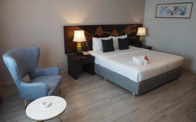 Empress Pattaya Hotel – Guest Rooms – Pattaya