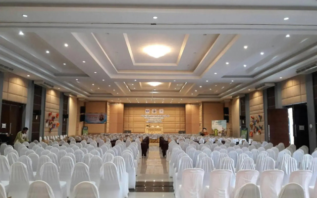S-Tawan Hotel & Convention