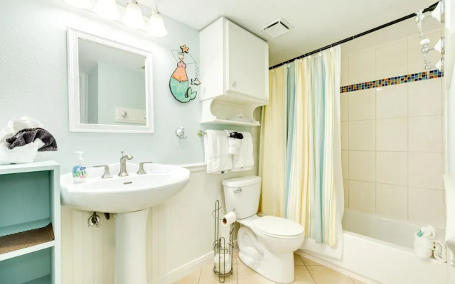 Beautiful Blue Heron Sleeps 6 Great Views