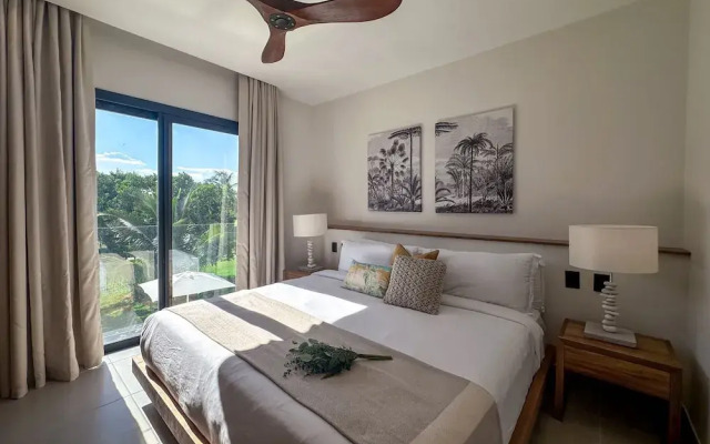Spectacular Golf Front 3BR Apartment!