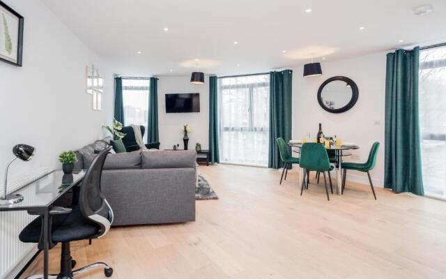 Watford Cassio Luxury - Modernview Serviced Accommodation