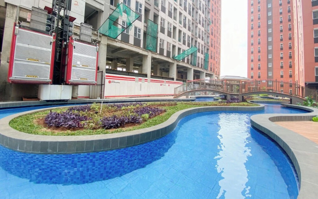 Good And Warm Studio Transpark Juanda Bekasi Timur Apartment