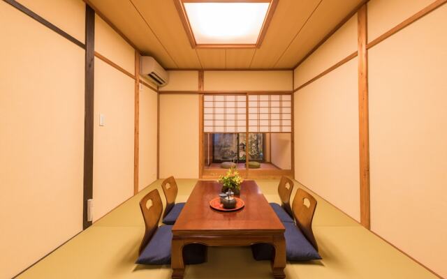 Guesthouse-Hana・Evergreen Hut