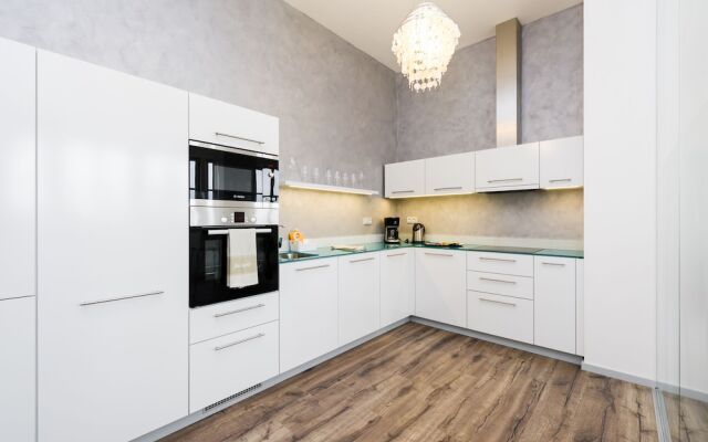 EMPIRENT Mucha Apartments