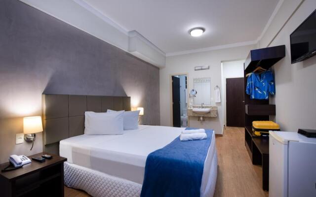 Mural Living Hotel Manaus